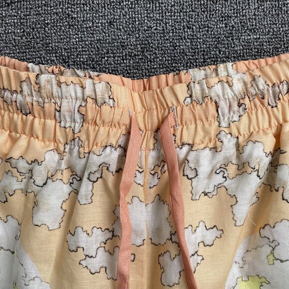 Casablanca Vase Linen Shorts - Picture 2 of 8